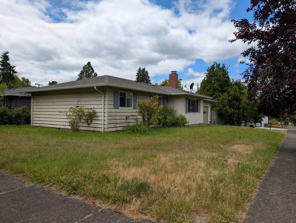 House for rent at 1180 E 32nd, Eugene, OR 97405