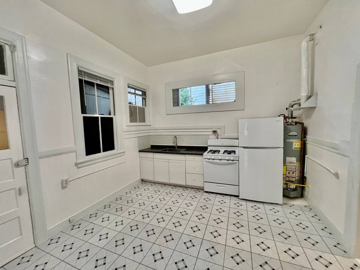 Apartment for rent at 2101-2103 Golden Gate Ave, San Francisco, CA 94115