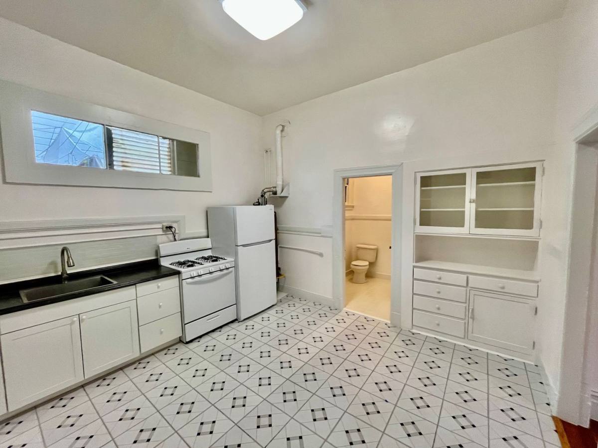 Apartment for rent at 2101-2103 Golden Gate Ave, San Francisco, CA 94115