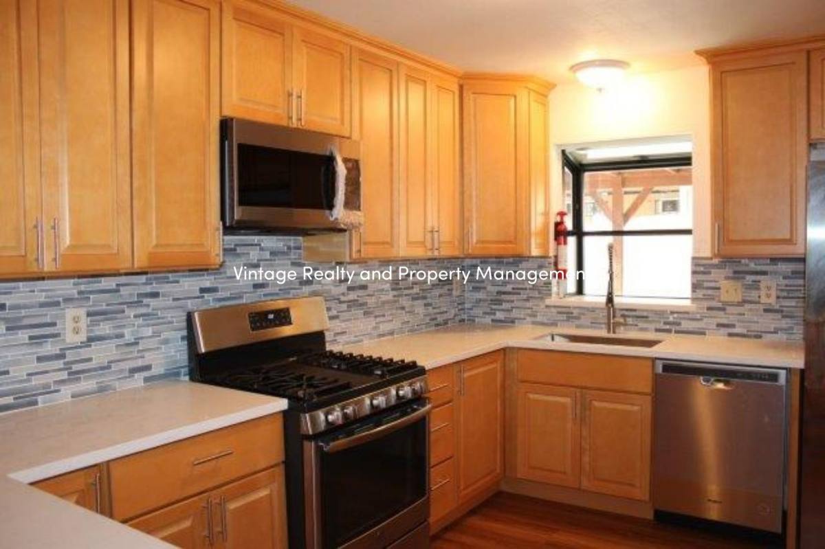 House for rent at 3142 Castellon Way, Stockton, CA 95205