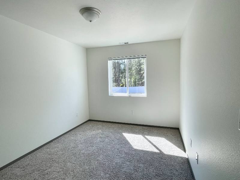 Townhouse for rent at 12229 N Mayfair Dr, Spokane, WA 99218