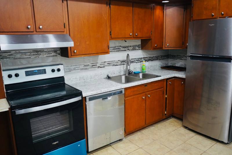 Apartment for rent at 920 N 5th St #1, Reading, PA 19601