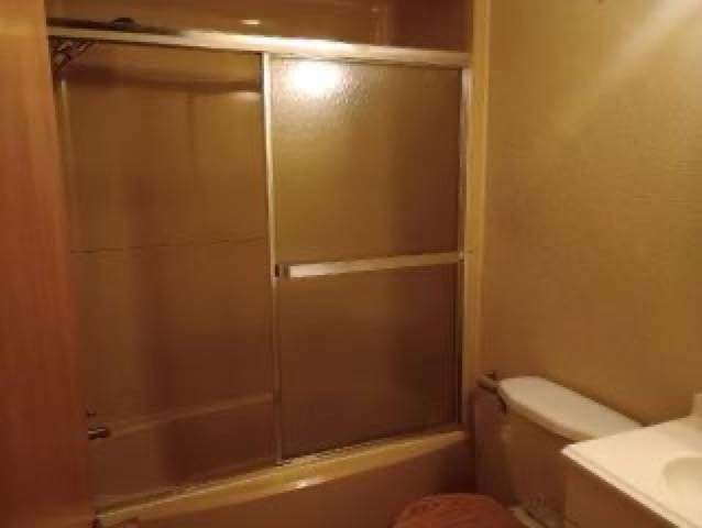 Apartment for rent at 421 S Grant St #5, Sullivan, IL 61951