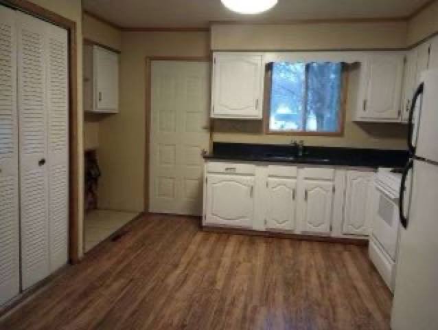 Apartment for rent at 421 S Grant St #5, Sullivan, IL 61951