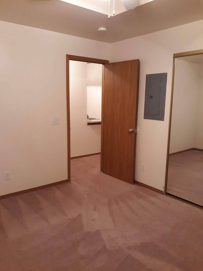 Apartment for rent at 223 N Cedar Ave, Republic, MO 65738
