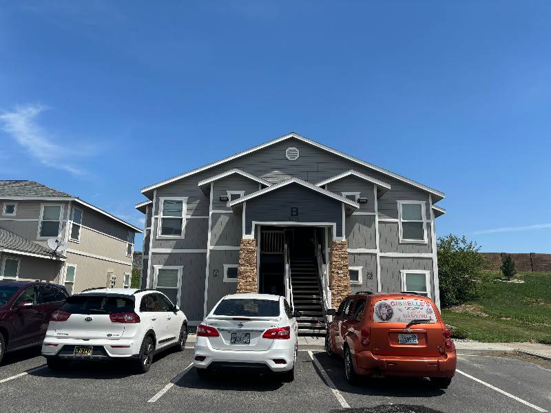 Apartment for rent at 6005 Chapel Hill Blvd #B201, Pasco, WA 99301