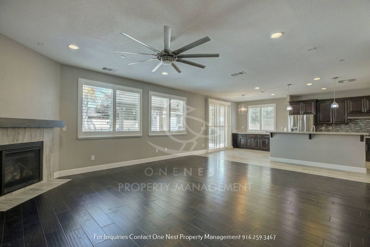 House for rent at 1977 Bidwell Bar Dr, Olivehurst, CA 95961