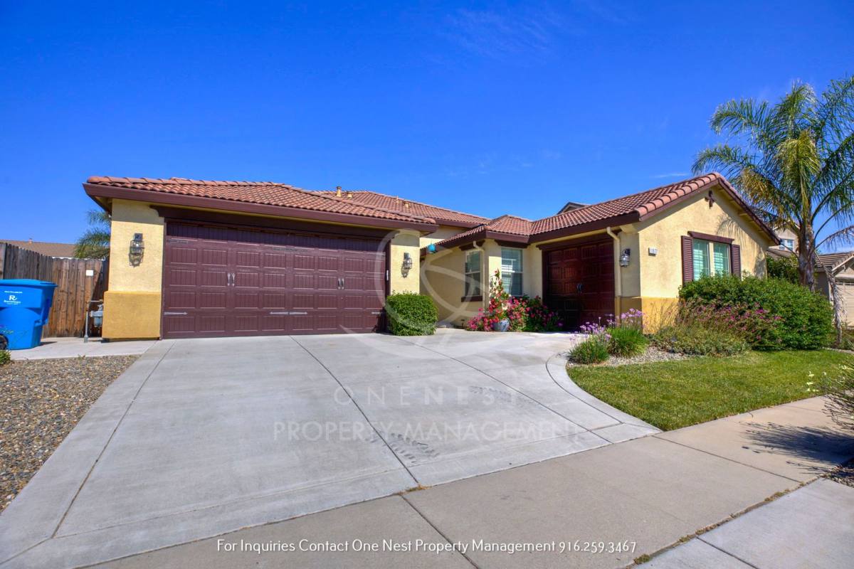 House for rent at 1977 Bidwell Bar Dr, Olivehurst, CA 95961