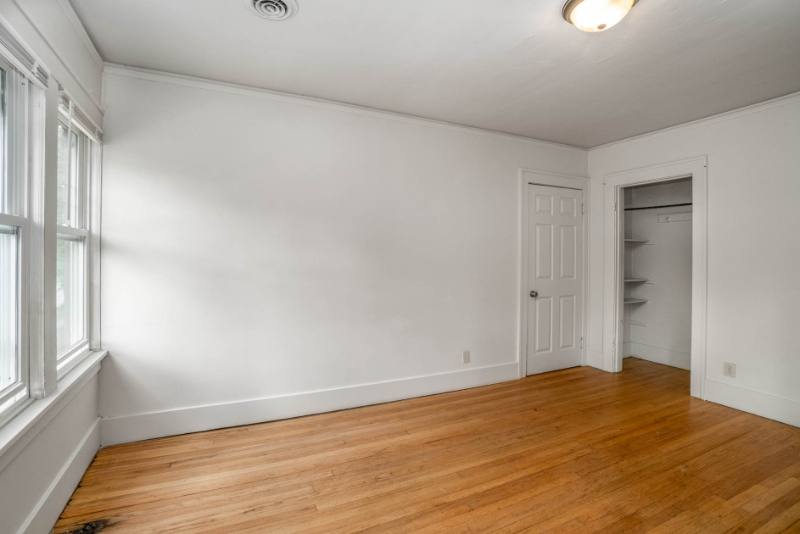 Apartment for rent at 715 S Kinney Ave #3, Mount Pleasant, MI 48858