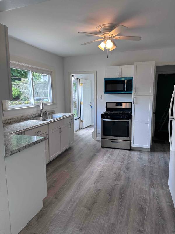 House for rent at 712 Glen Rd, Sparta, NJ 07871