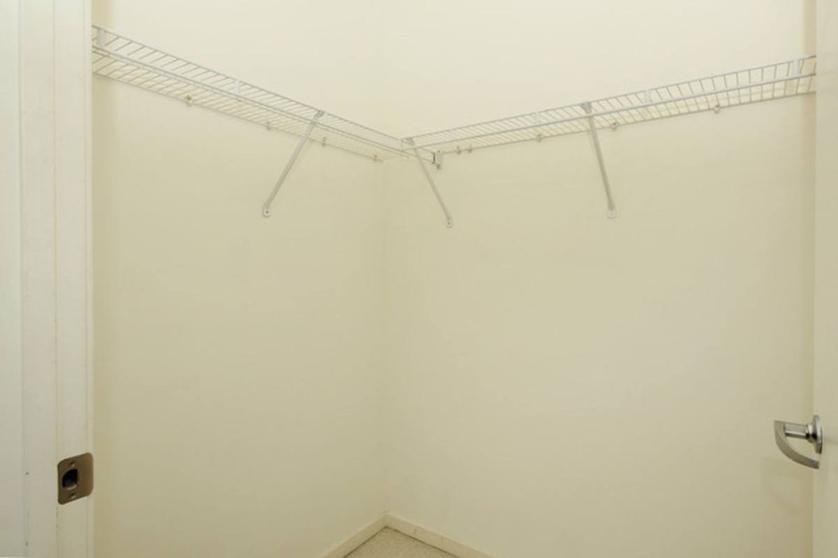 Apartment for rent at 210 S Des Plaines, Chicago, IL 60661