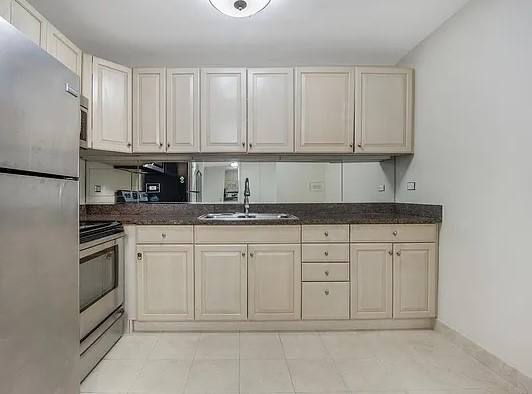 Apartment for rent at 900 N Lakeshore Dr #2306, Chicago, IL 60611