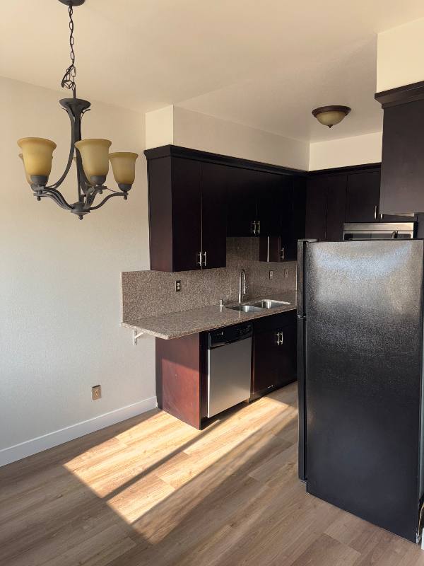 Apartment for rent at 3727 Watseka Ave, Los Angeles, CA 90034