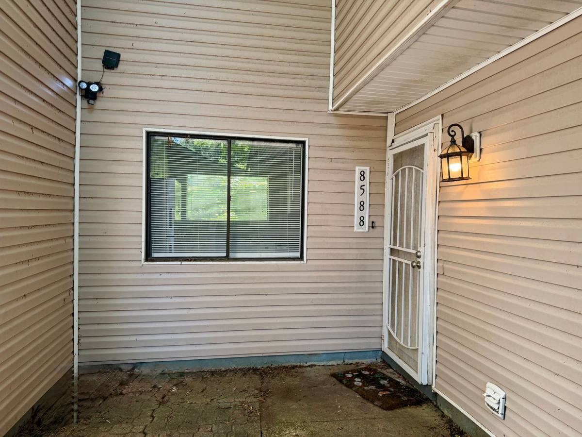 Condo for rent at 8588 Creekwood Way, Jonesboro, GA 30238