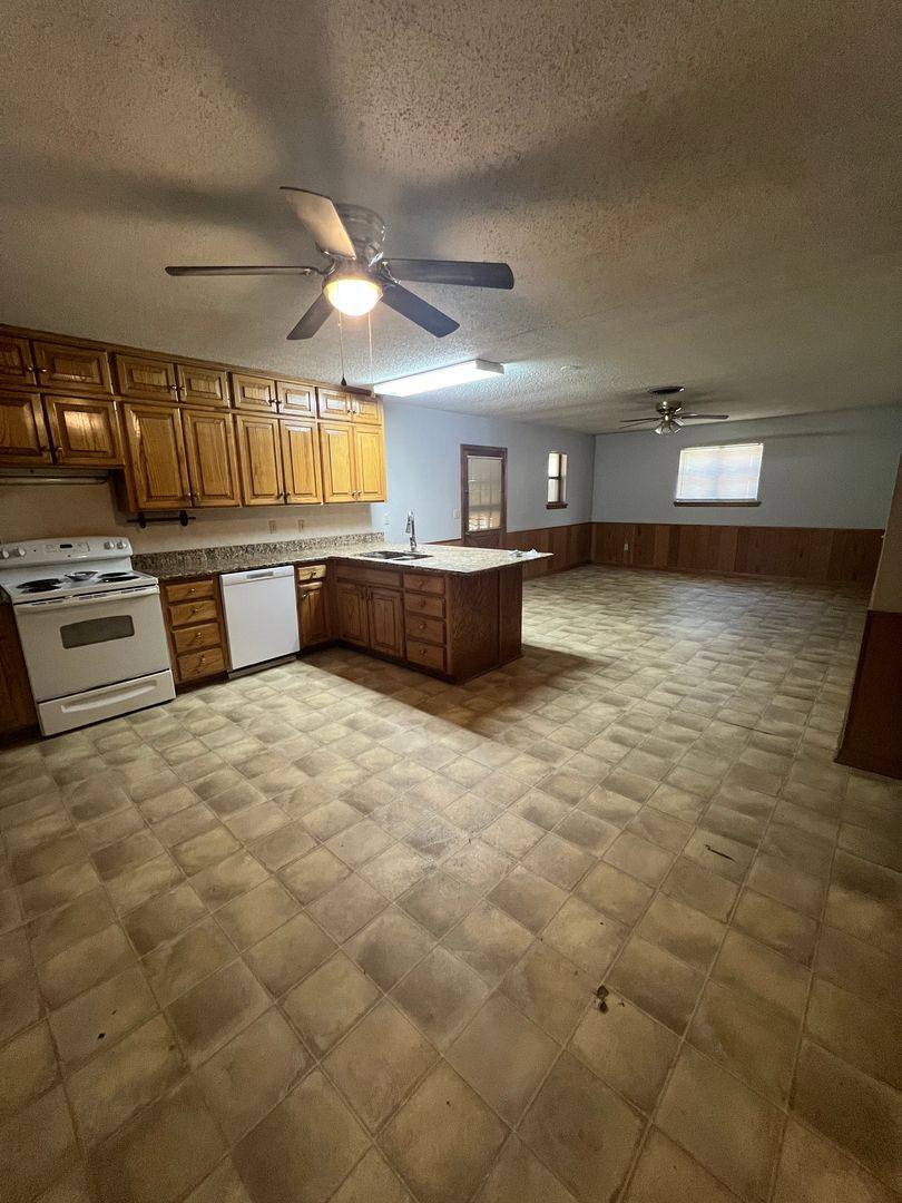 House for rent at 4612 Oregon, Amarillo, TX 79109