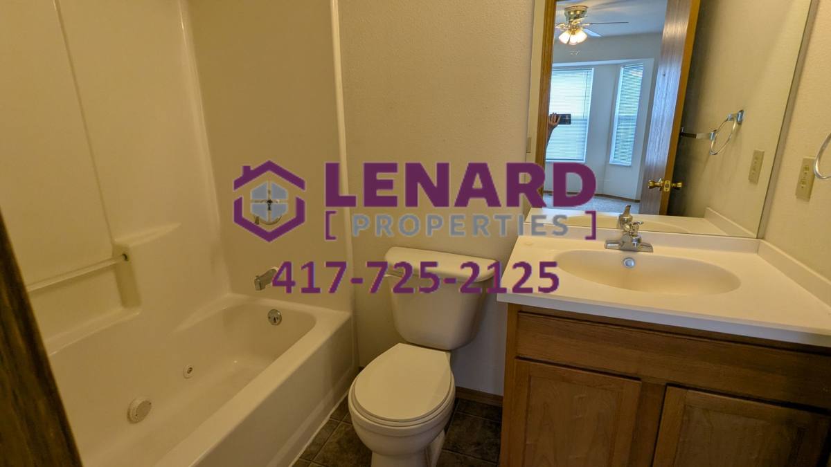 Apartment for rent at 5701 3 5 7 N Orange Lane, Ozark, MO 65721