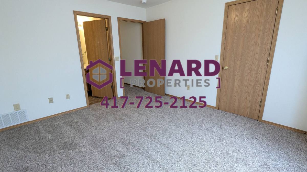 Apartment for rent at 5701 3 5 7 N Orange Lane, Ozark, MO 65721