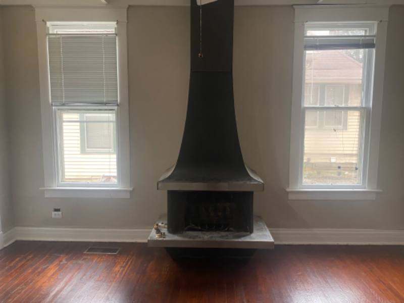 Apartment for rent at 2096 Court Ave, Memphis, TN 38104