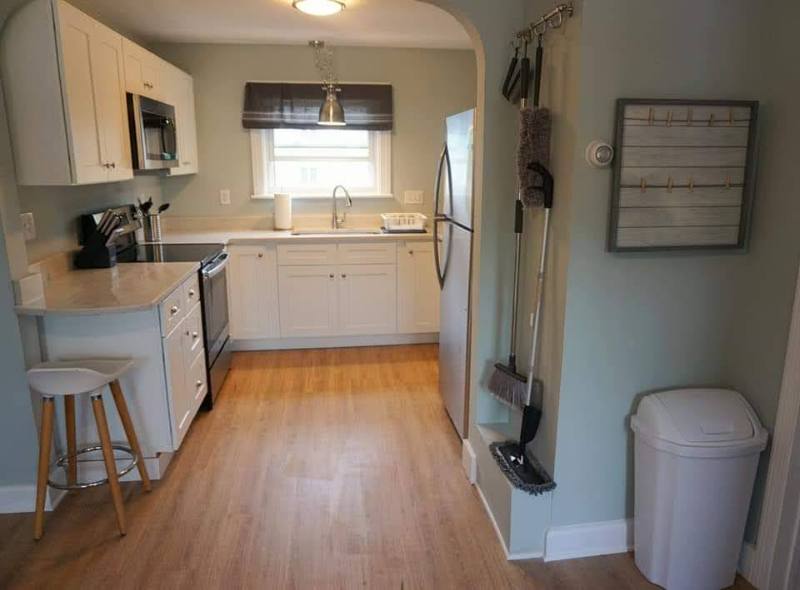 Apartment for rent at 303 Metacom Ave #2B, Bristol, RI 02809