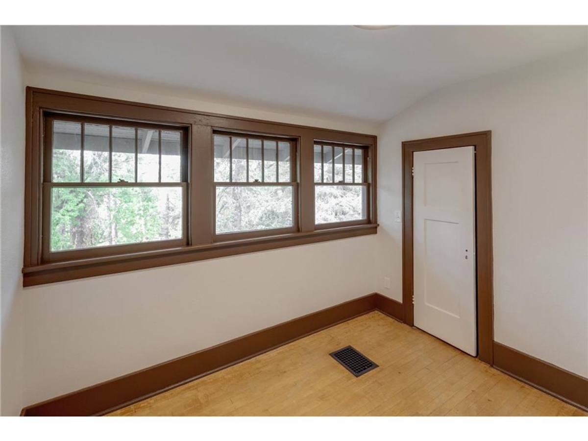 House for rent at 215 Chippewa St, Brainerd, MN 56401