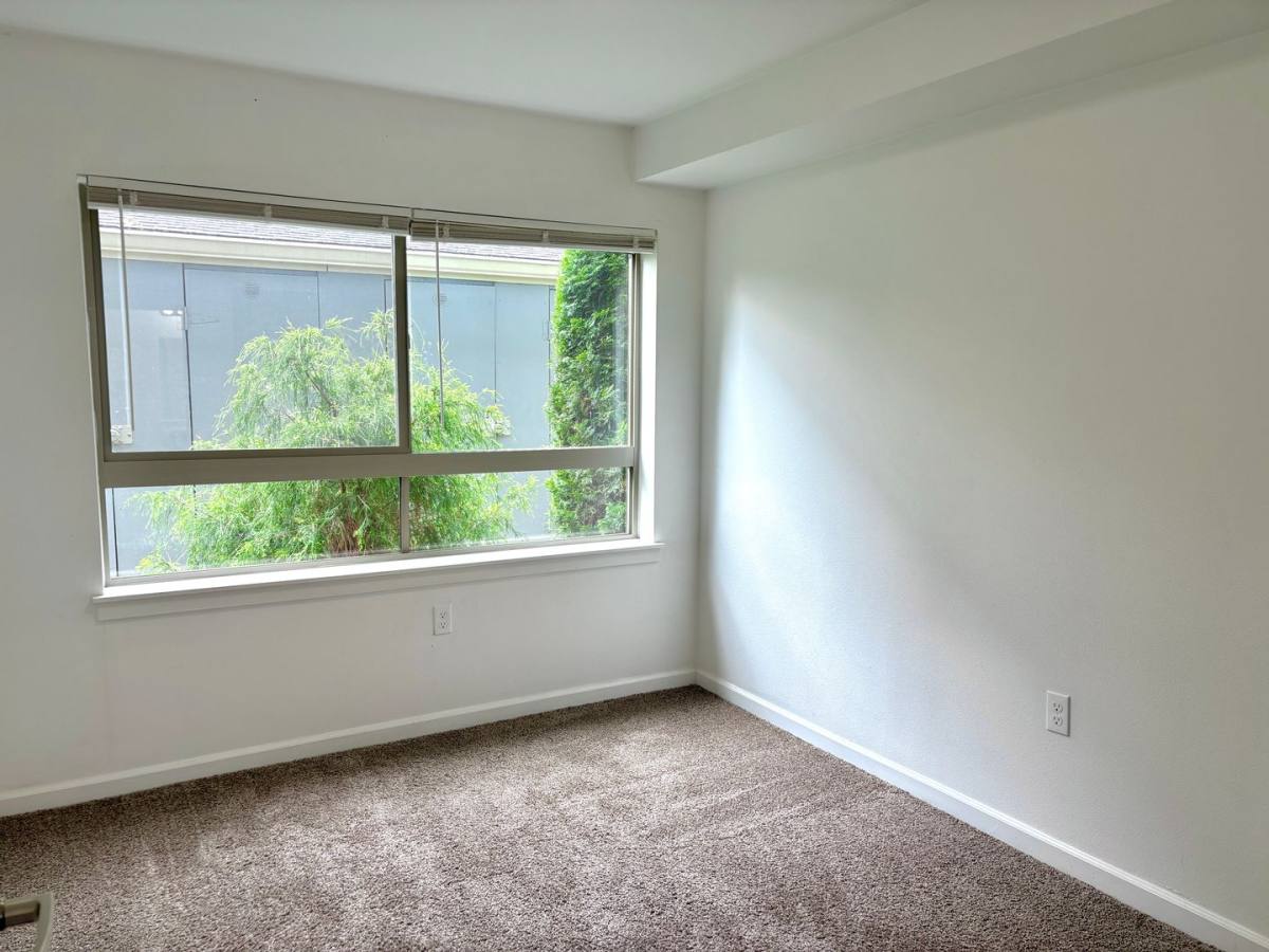 Apartment for rent at 5811 SE Boise St, Portland, OR 97206