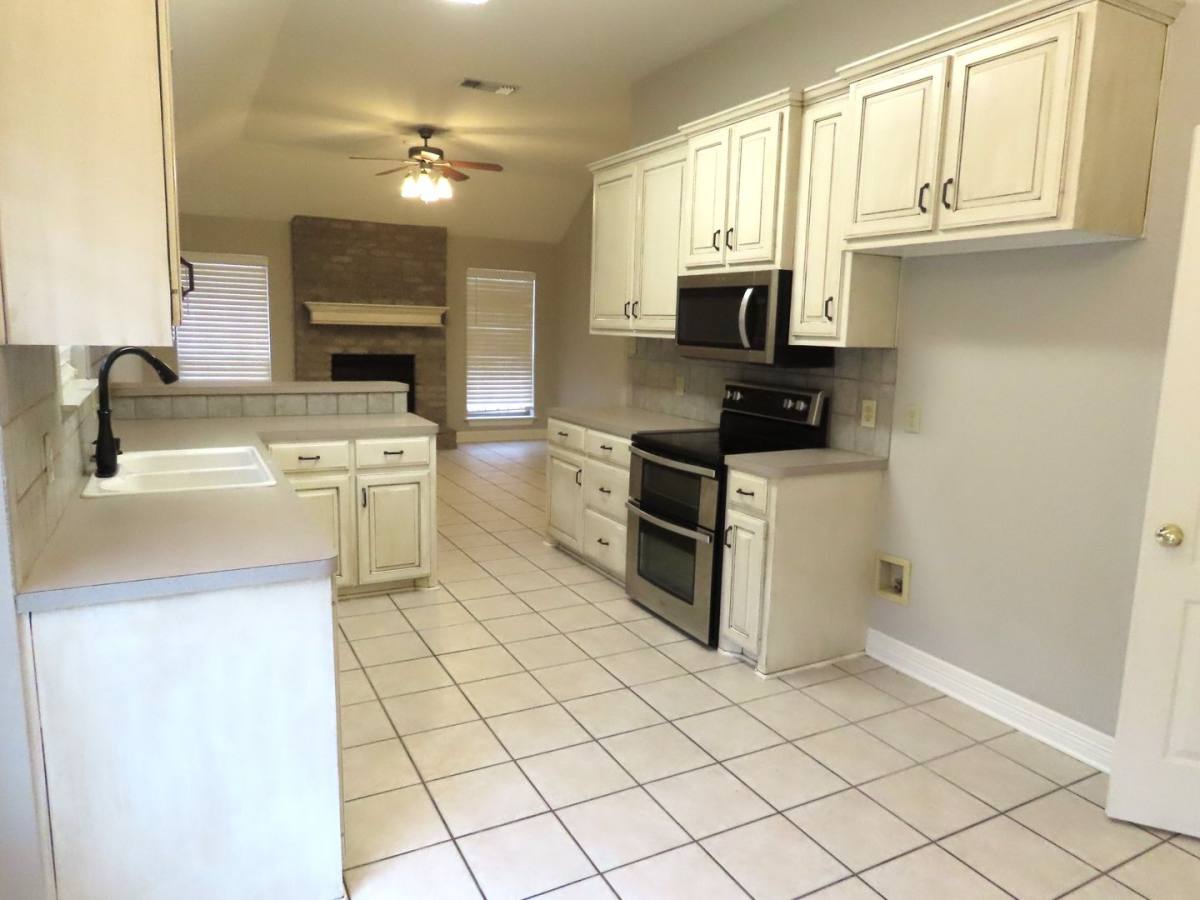 House for rent at 110 Leamington Spa, Whitehouse, TX 75791