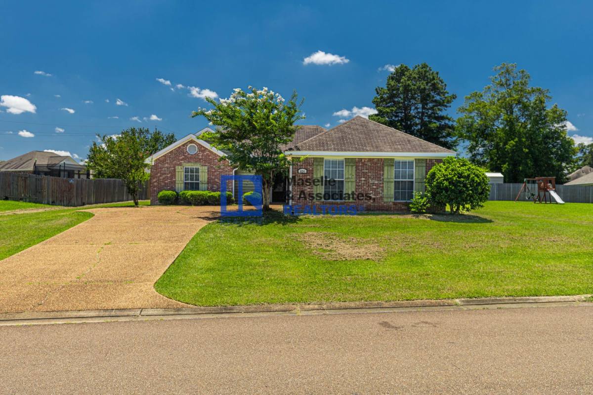 624 Post Oak Place, Pearl, MS 39208 - House for Rent