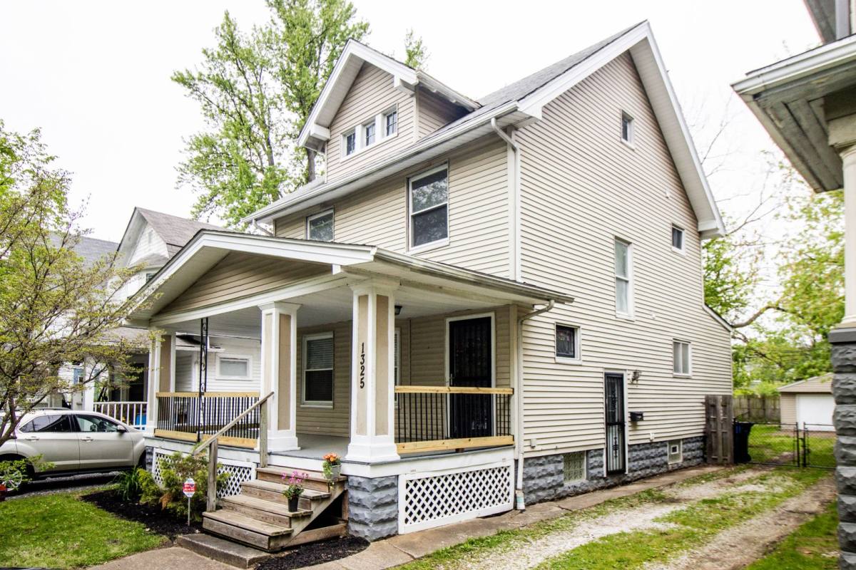 House for rent at 1325 W 91st, Cleveland, OH 44102