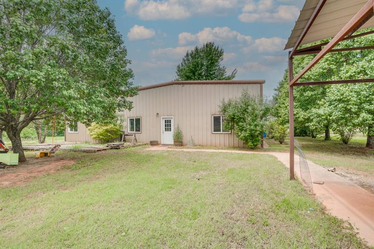 House for rent at 331743 E 1020 Rd, Harrah, OK 73045