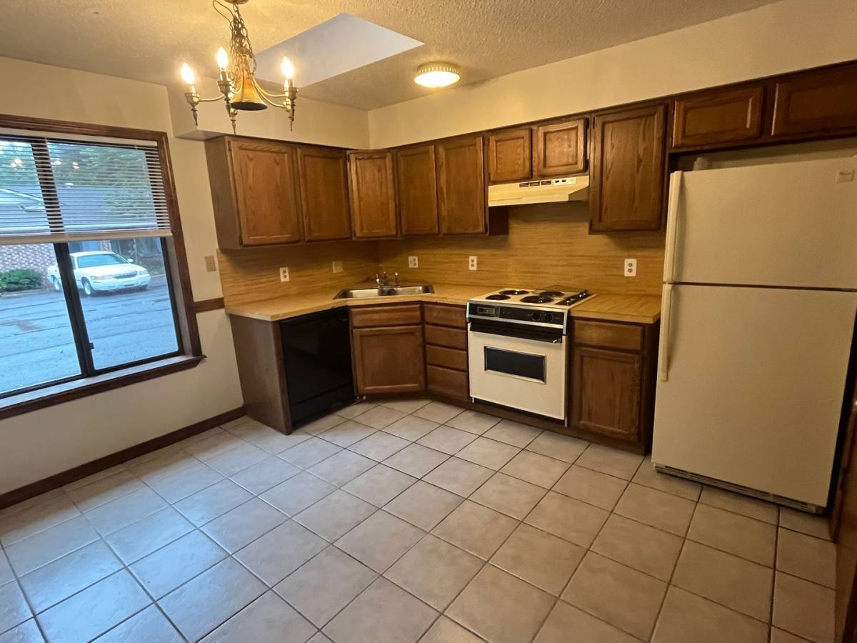 Apartment for rent at 404 Hunter Ridge Lane, Russellville, AR 72801