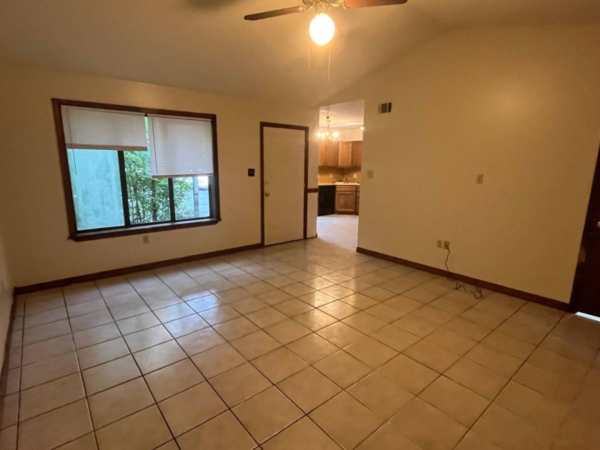 Apartment for rent at 404 Hunter Ridge Lane, Russellville, AR 72801