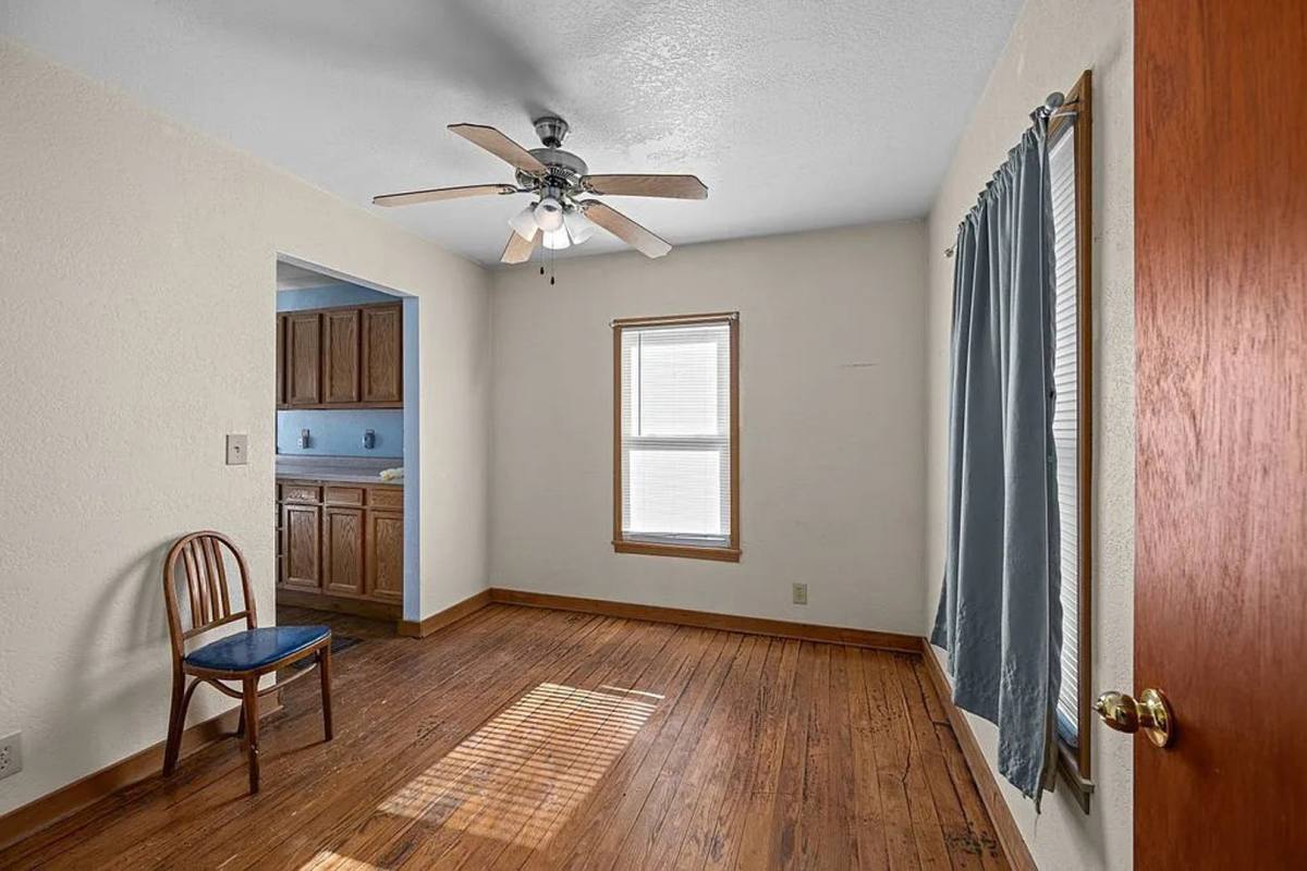 House for rent at 2025 S Bluff Blvd, Clinton, IA 52732