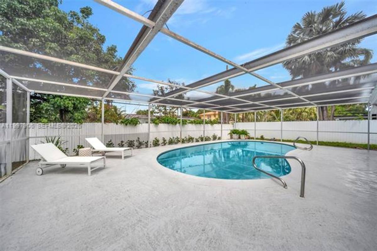 House for rent at 15010 NE 7th Ave, Miami, FL 33161
