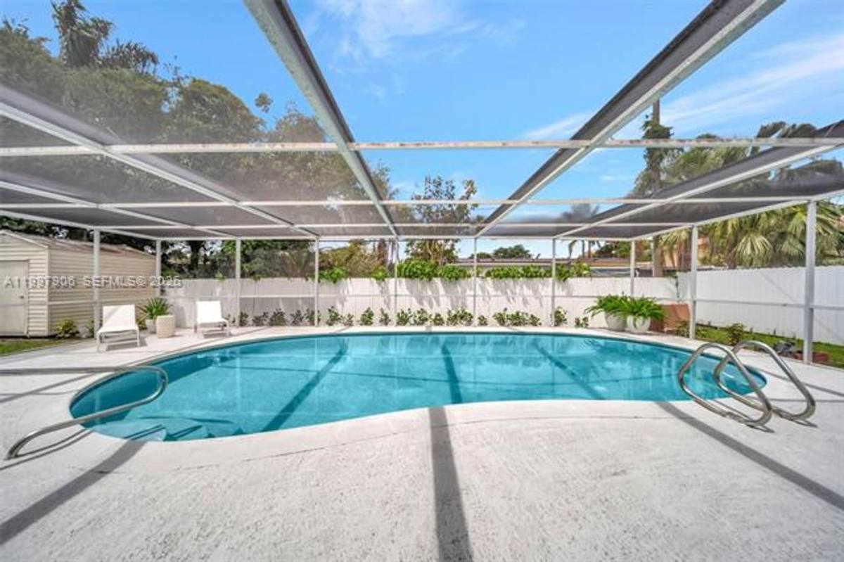 House for rent at 15010 NE 7th Ave, Miami, FL 33161