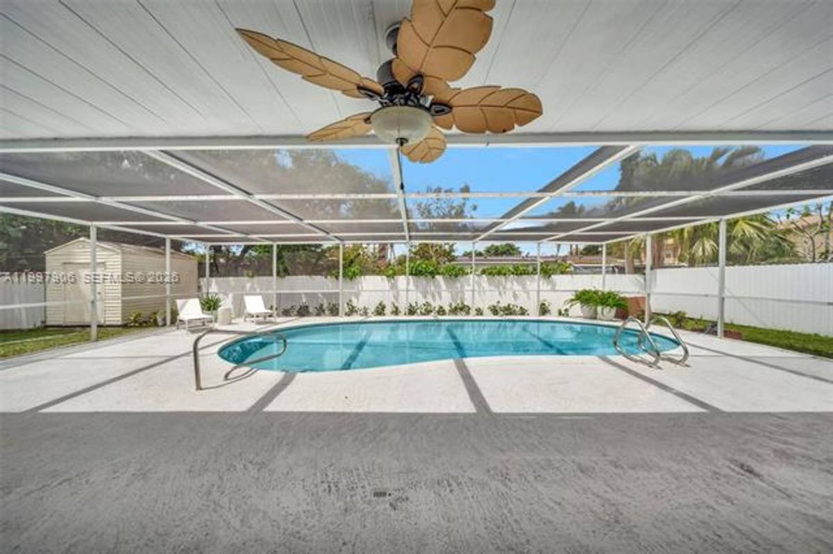 House for rent at 15010 NE 7th Ave, Miami, FL 33161