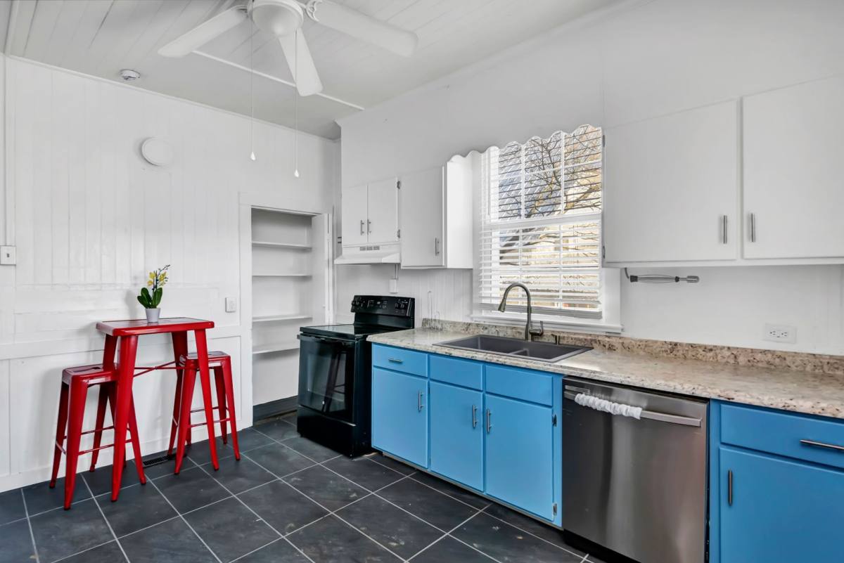 House for rent at 203 Oliver St, West Columbia, SC 29169