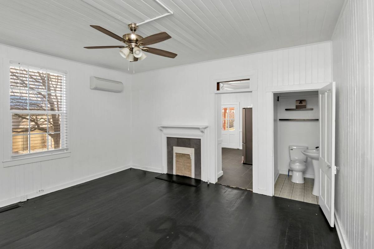 House for rent at 203 Oliver St, West Columbia, SC 29169