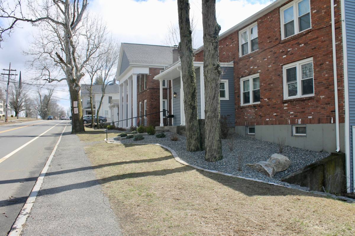 Apartment for rent at 1231 Main St #A, Holden, MA 01520