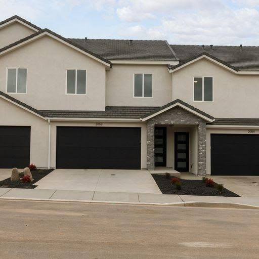 Townhouse for rent at 2062 W 380 S #28, Hurricane, UT 84737