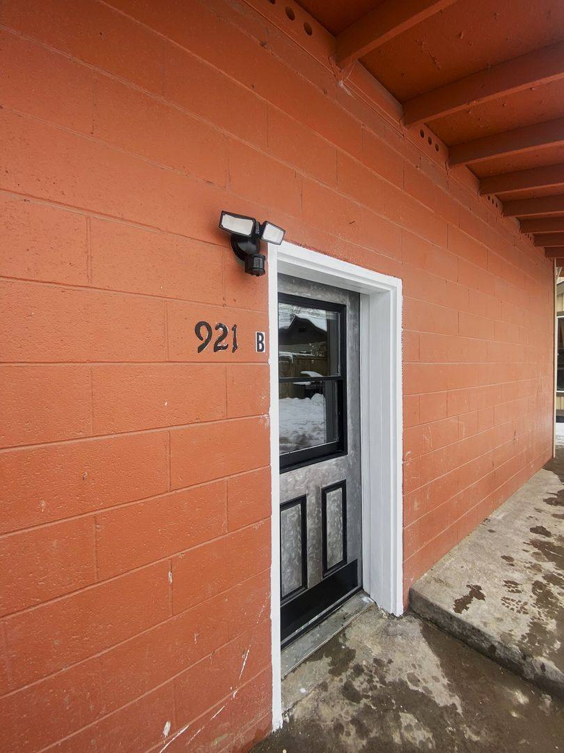 Apartment for rent at 921 Walker Ave, Wenatchee, WA 98801
