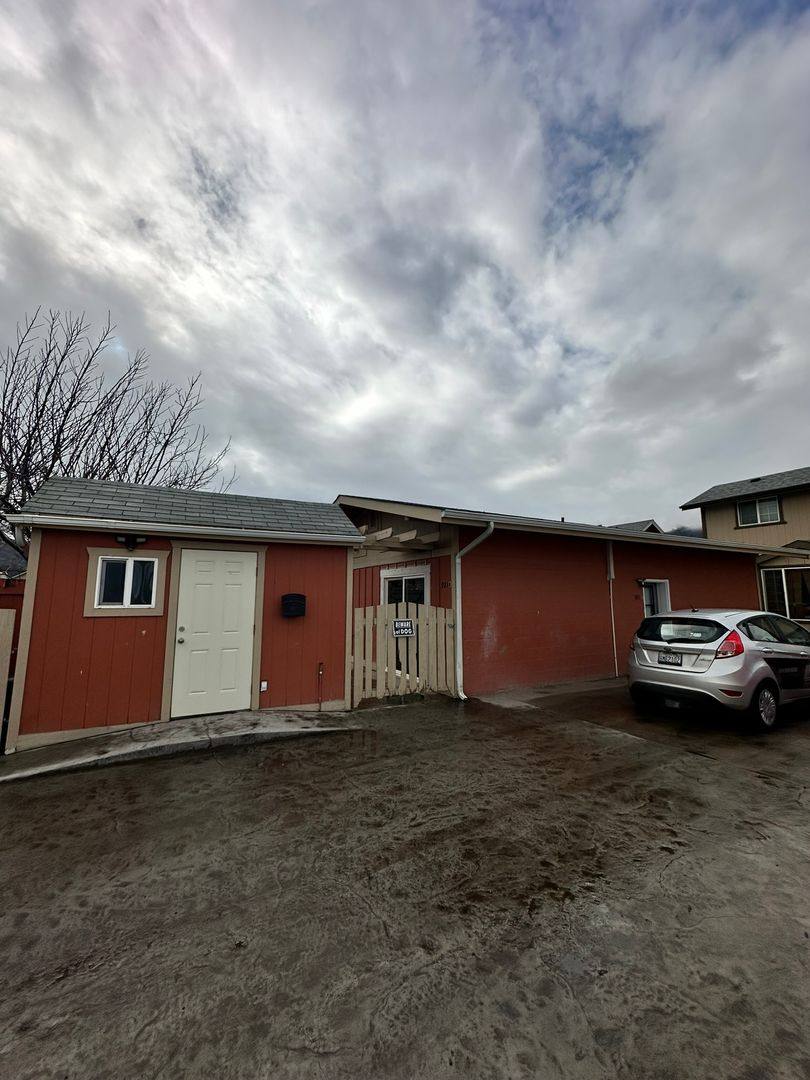 Apartment for rent at 921 Walker Ave, Wenatchee, WA 98801