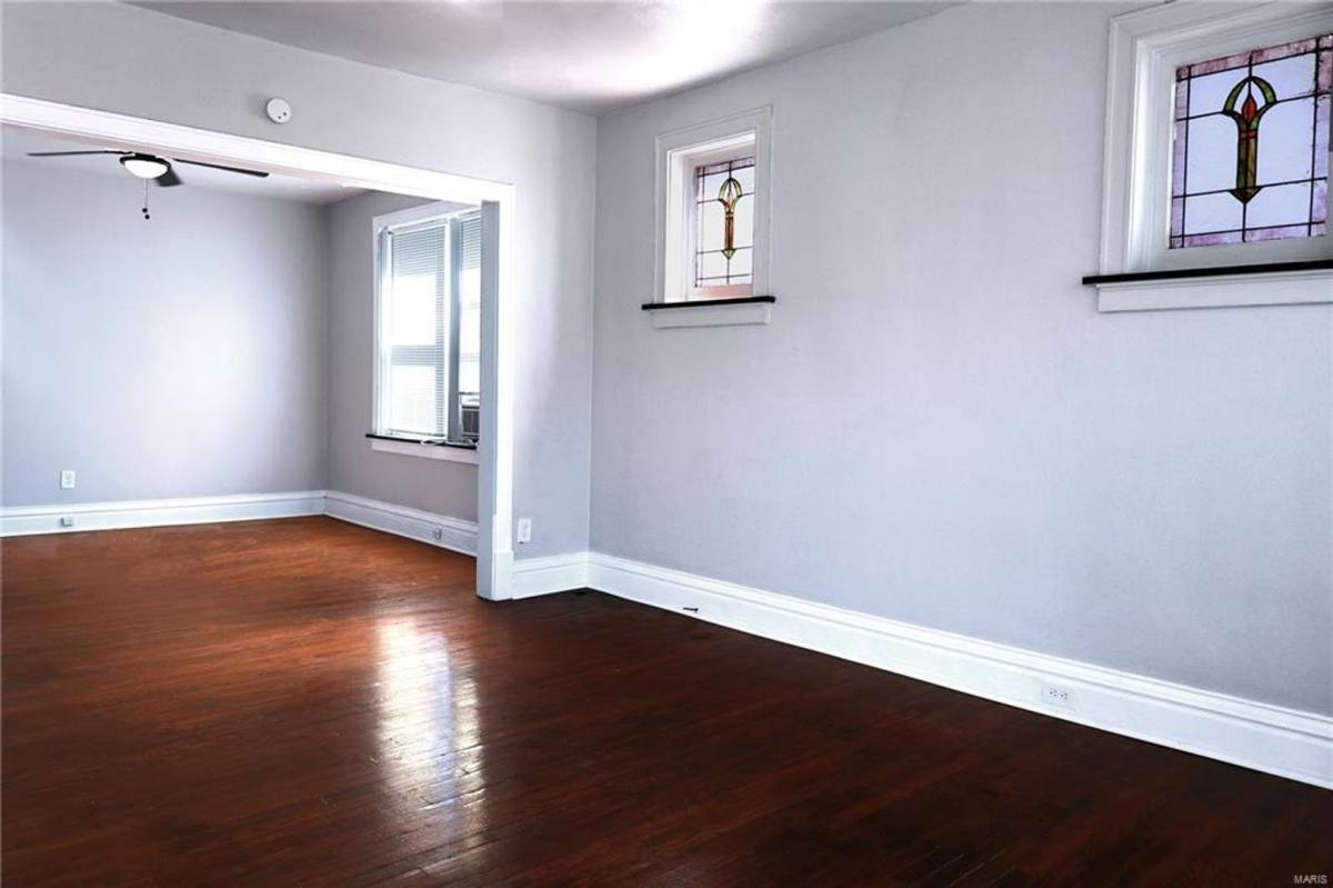 Apartment for rent at 4915 4917 Lindenwood Ave, Saint Louis, MO 63109