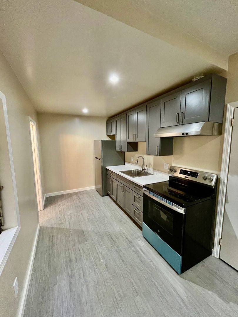 Apartment for rent at 4307-4311 Irving St, San Francisco, CA 94122