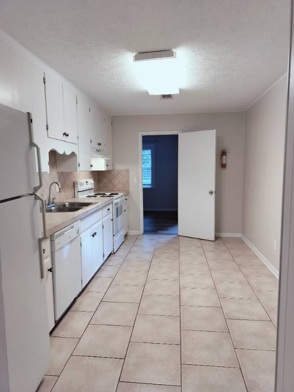 Townhouse for rent at 111 Maple St, Auburn, AL 36830