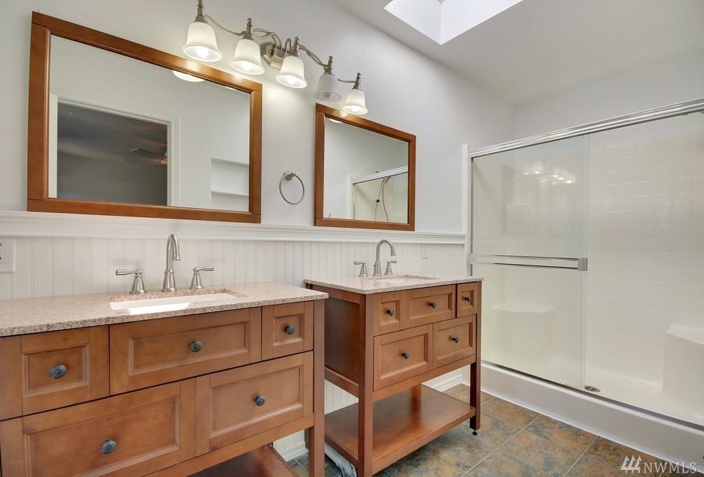 House for rent at 1637 McDonald Ave, Dupont, WA 98327