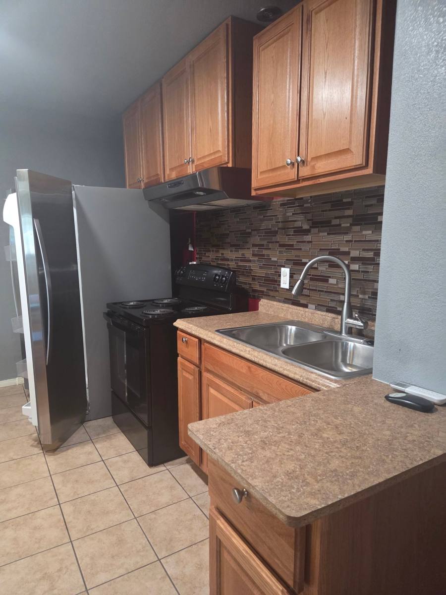 House for rent at 1216 W Calle De Oro, Calexico, CA 92231