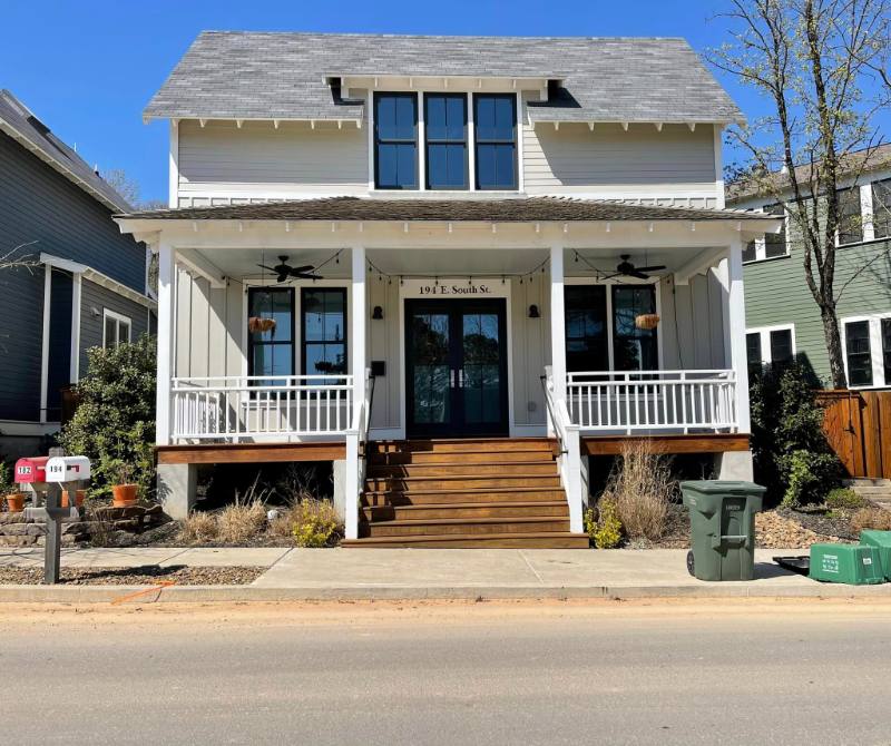 House for rent at 194 E S St, Fayetteville, AR 72701