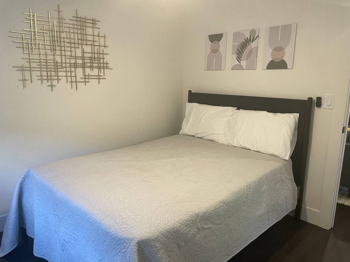 Apartment for rent at 137 Hastings, Redlands, CA 92373