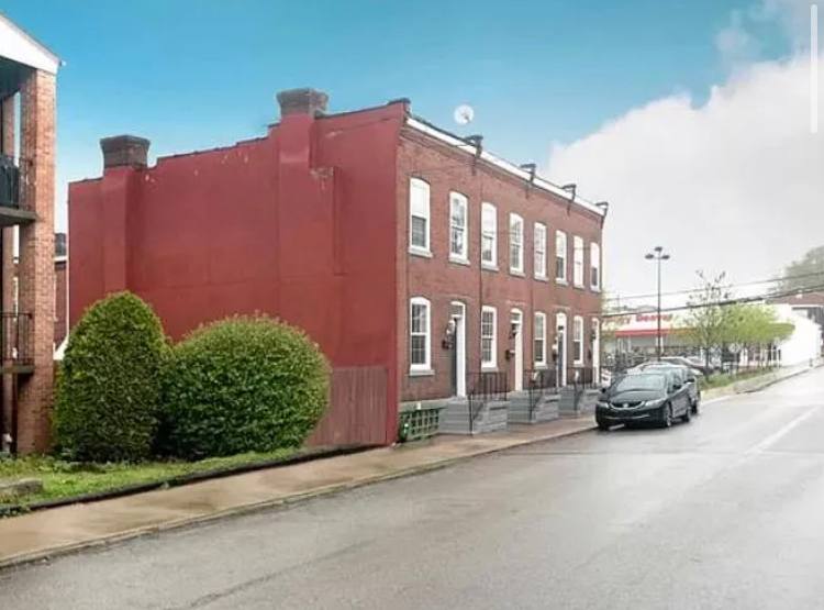 4637 Plummer St, Pittsburgh, PA 15201 - Apartment for Rent