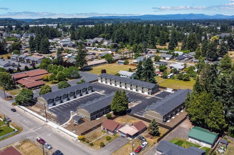 Townhouse for rent at 2711 Niki Lane #BLDG D8, Centralia, WA 98531